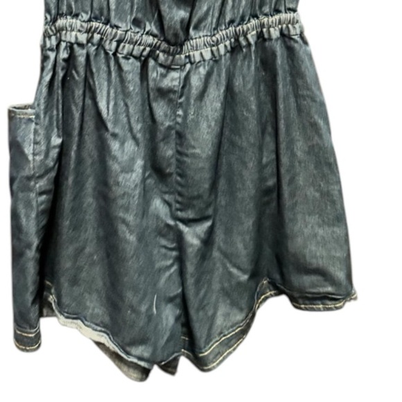 Stylish Denim Romper with Lace Trim 1X 36in long pit to pit 19in - Picture 5 of 6